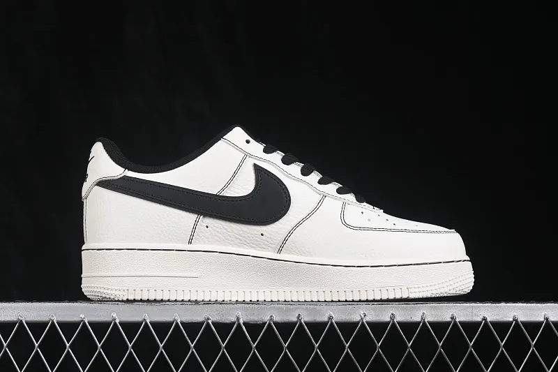 All categories Nk Air Force 1 Air Force series Nk Air Force 1 Low Air Force low-top Nike Air Force 1'07 Low joint model Air Force 1 low-top casual sneakers MM3399-826